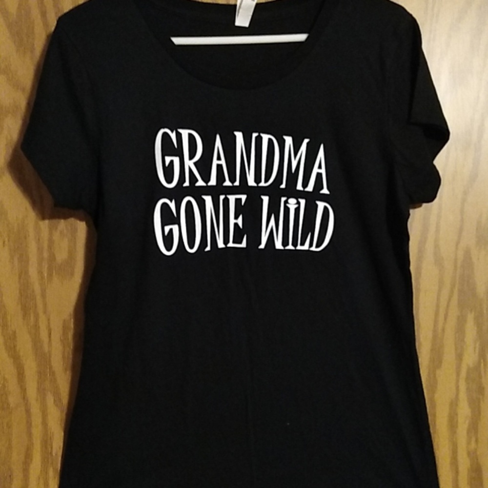 Tee shirt